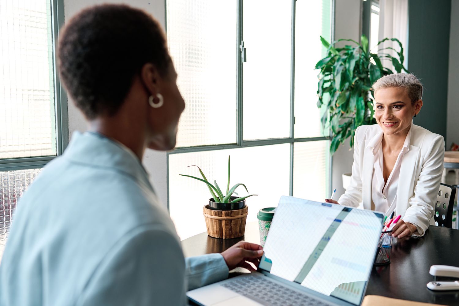 Обязанности финансовых консультантов в вопросах криптовалюты: стоит ли предлагать Биткойн?