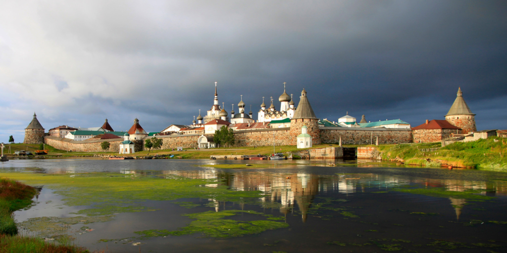 Jelajahi Keajaiban Dunia Lewat Film Dokumenter Menakjubkan