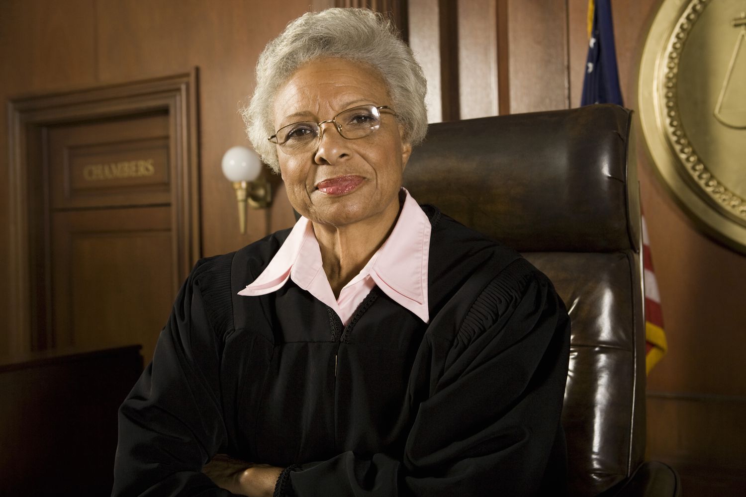 Adliya Sohasida Ayollarning O‘rni: Tenglikka Intilish va Kelajak Yo‘li