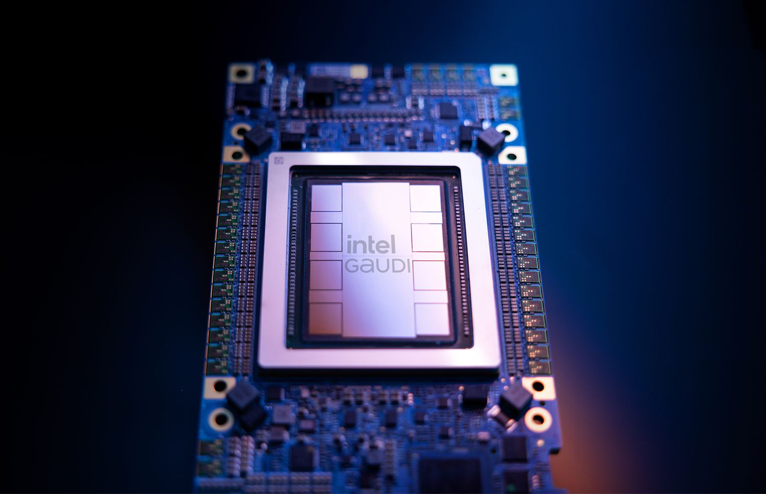 Intel’dan Sunʼiy Intellektda Inqilob: Gaudi 3 Chipi Bilan Raqobatga Kirishdi