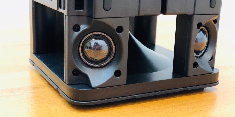 Твитеры Яндекс.Станции