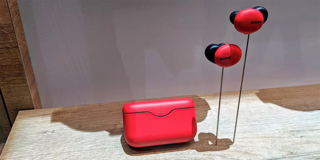 Яркие беспроводные наушники Sony с длительным временем работы и стильным дизайном