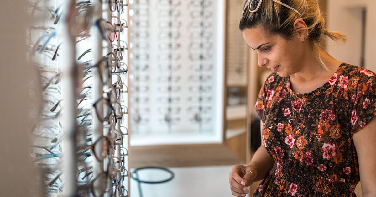 Walmart Vision Center Eyeglasses Prices 2025: Comprehensive Guide to Services & Products