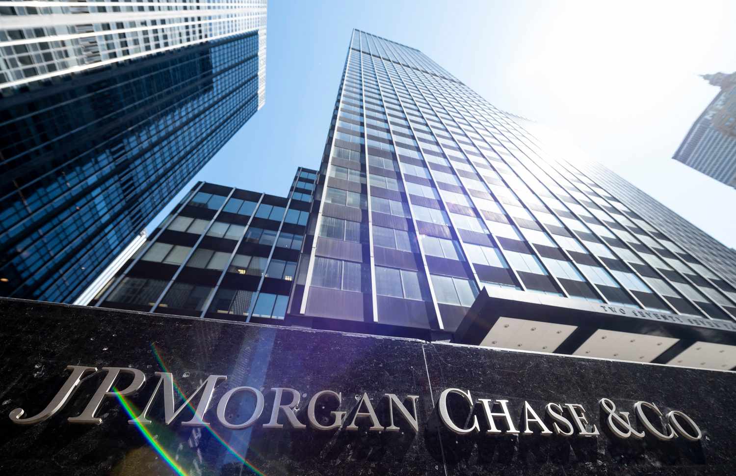 JPMorgan Chase Q1 2025 Earnings Preview: What to Expect and Price Insights