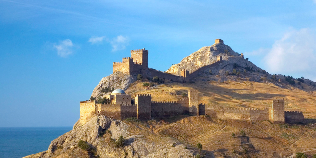 Уникальные кинолокации: путешествие по местам съемок культовых фильмов и сериалов