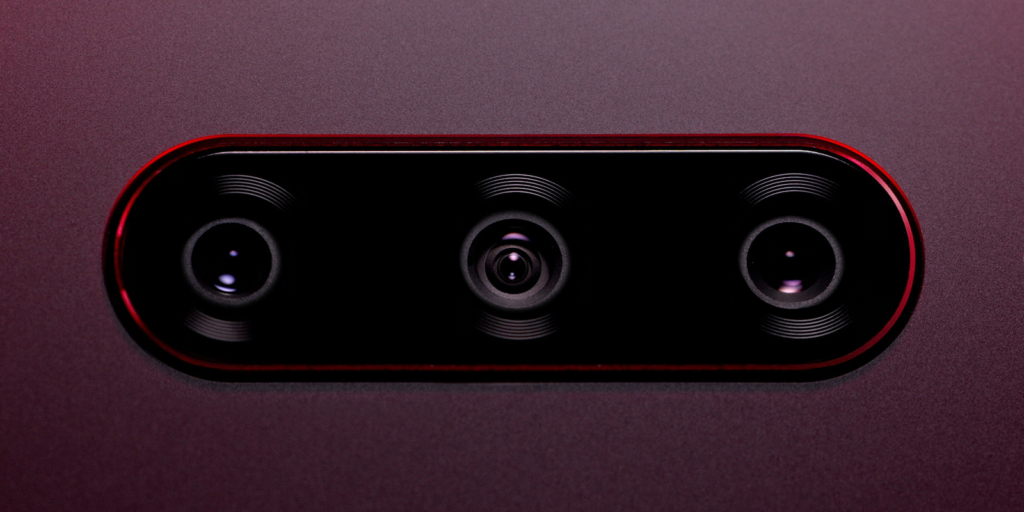 Discover the Revolutionary LG V40 ThinQ with Five Advanced Cameras