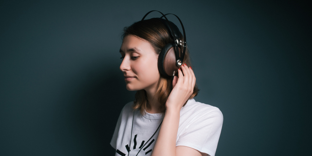 Discover the Unique Sound and Style of Meze 99 Classics Headphones