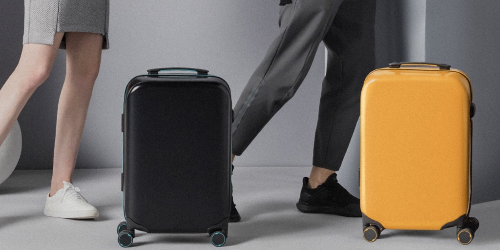 Discover the Innovative Smart Suitcase with Fingerprint Scanner