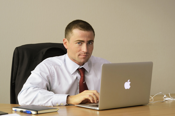 Inside the Dynamic Work Life of Moneyman's Co-Founder and CEO