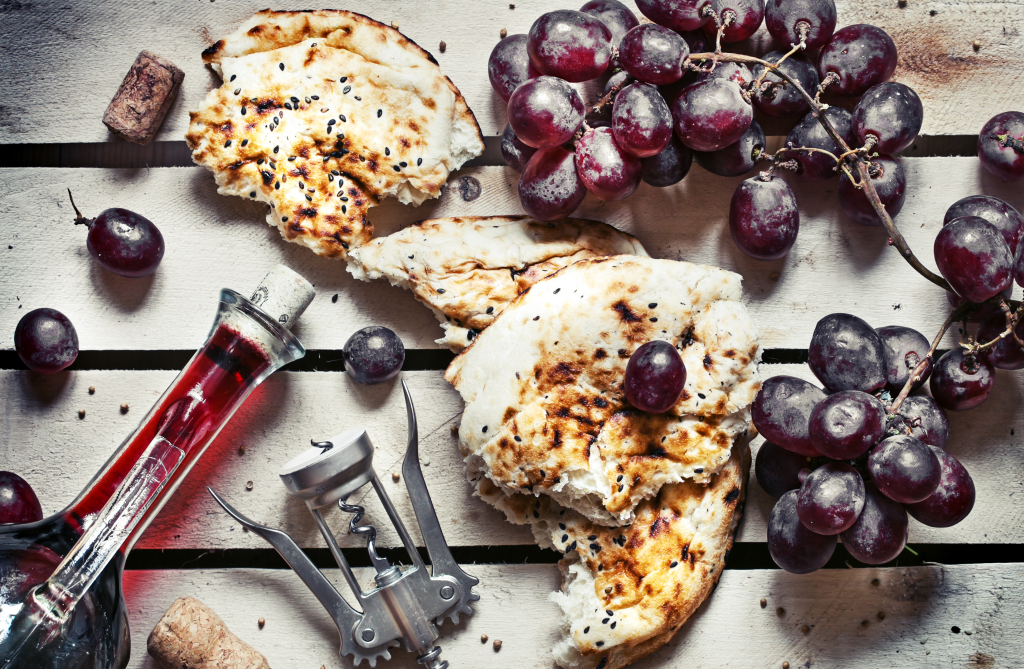 Идеальные сочетания вина и еды: ваш гид к гармонии вкусов