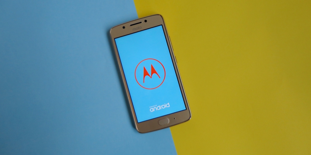 Новые горизонты мобильных технологий: инновационные смартфоны от Motorola
