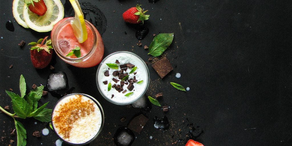 Освежающие летние напитки: вкус и прохлада в каждом глотке