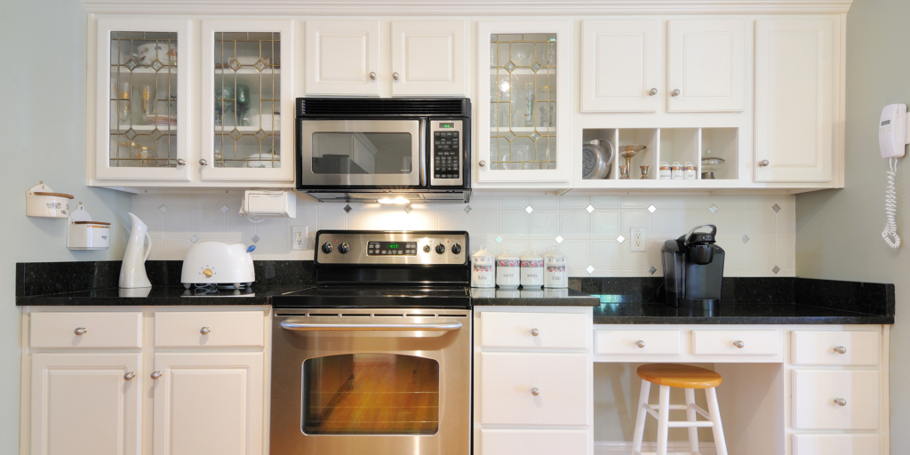 Oddiy usullar bilan oshxonangizni yangilang va hayotingizga yangi nafas olib keling