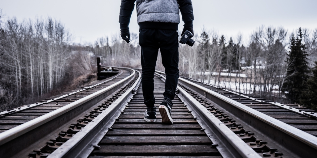 Лучшие ресурсы для скачивания бесплатных фонов для цифровых проектов