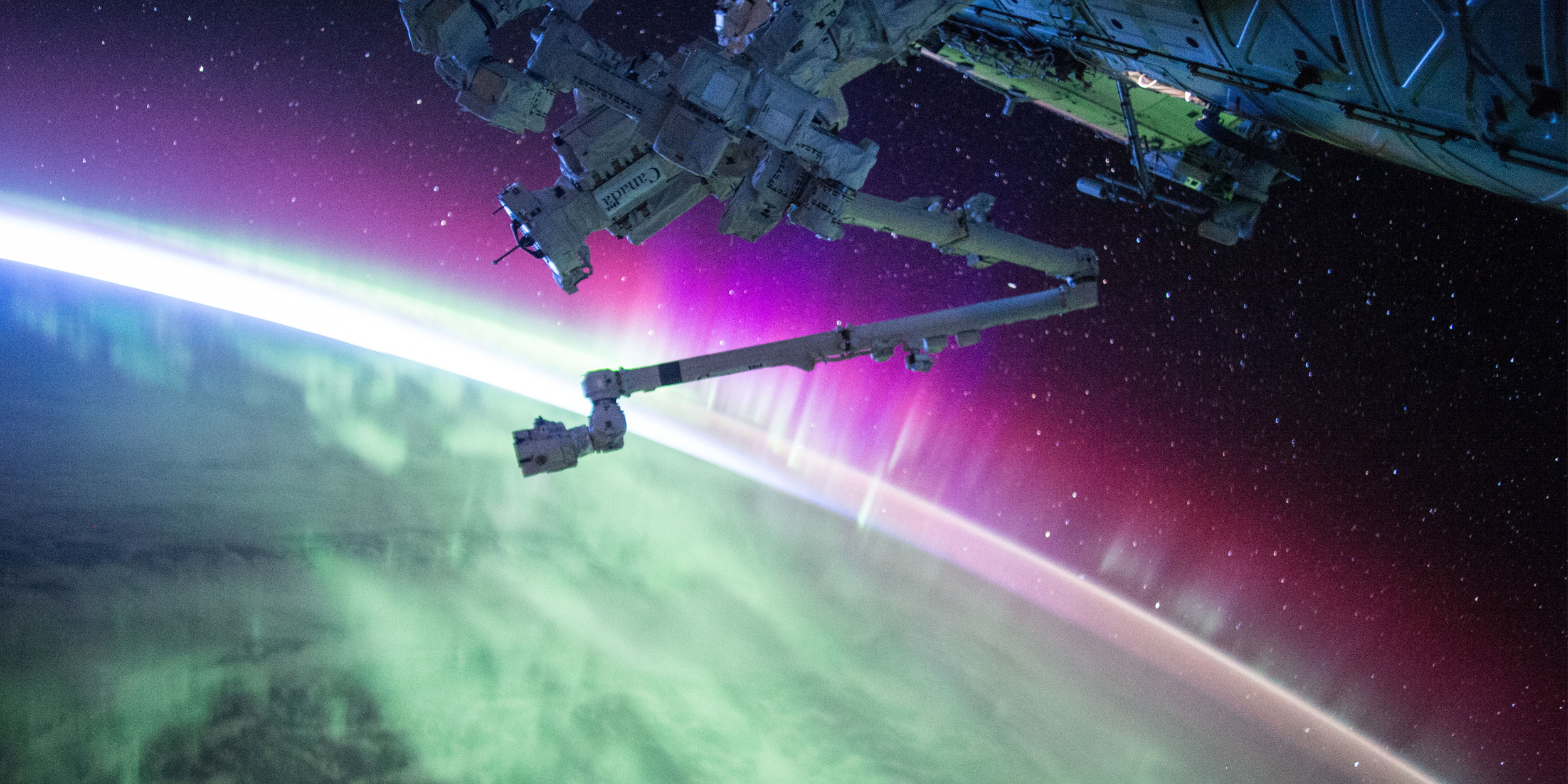 Земля в новом свете: Потрясающие фотографии из космоса от астронавта Скотта Келли