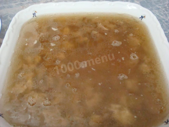 Идеальный холодец из свиных ножек в мультиварке: простой рецепт для вкусного блюда