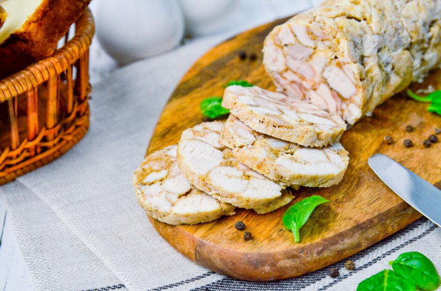 Идеальный куриный рулет в мультиварке: простой и вкусный рецепт