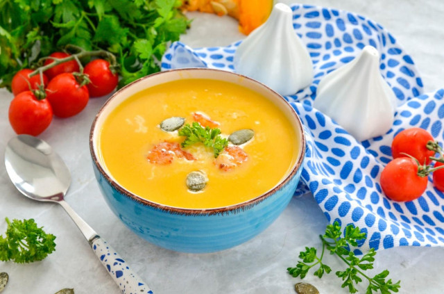 Ароматный тыквенный суп-пюре с креветками: идеальное блюдо для уютного вечера