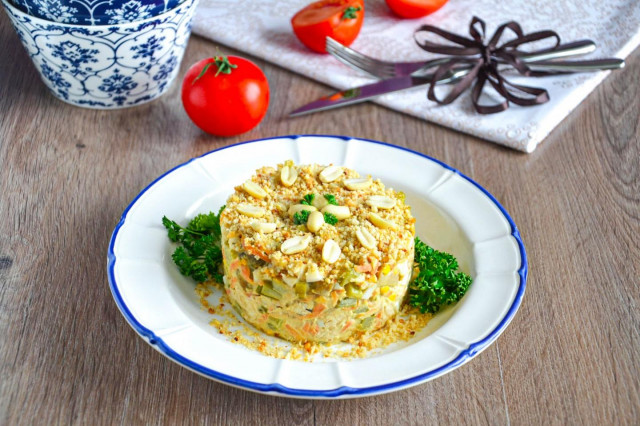 Неповторимый салат с белыми грибами и курицей для любого стола