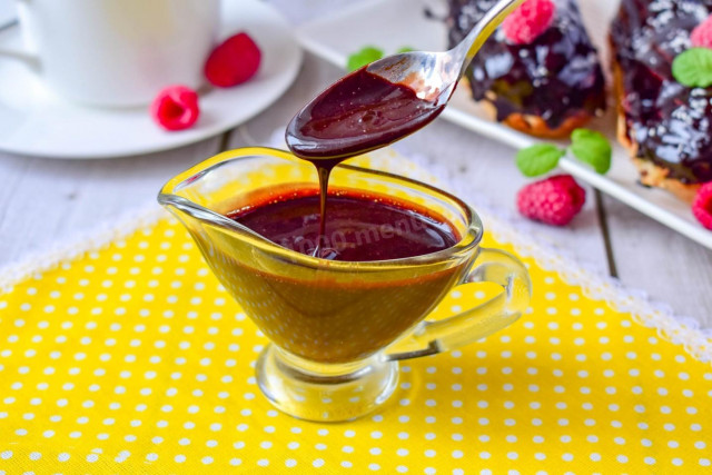 Decadent Chocolate Glaze to Elevate Your Pastries