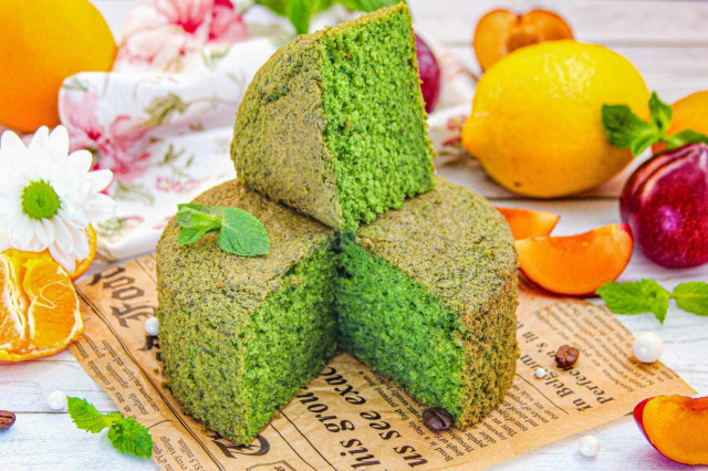 Уникальный зеленый бисквит из шпината: свежесть и изящество на вашем столе