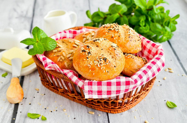 Идеальные булочки из ржаной муки: простой рецепт для домашней выпечки