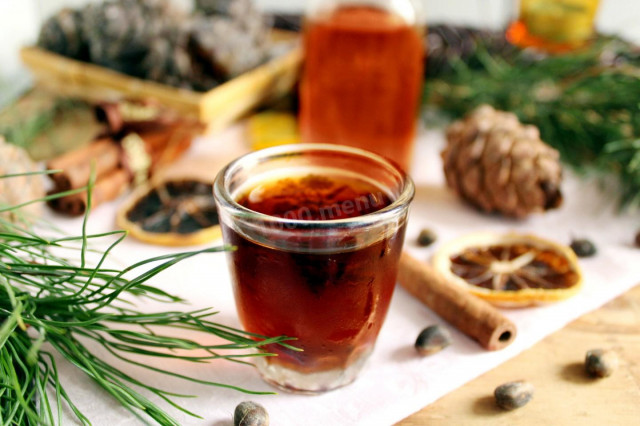 Uy sharoitida kедр yong‘oqlaridan tayyorlangan noyob ta’mli infuziya