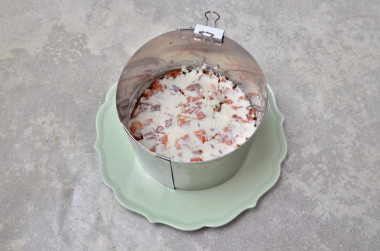 Слой красной рыбы