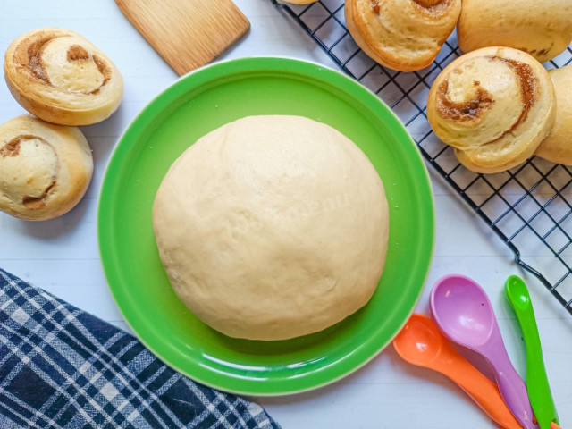 Rahasia Membuat Adonan Roti Lembut dan Empuk dengan Susu dan Ragi