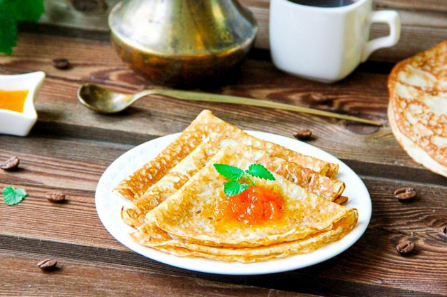 Идеальные тонкие блины с дырочками на молоке и кефире: секреты приготовления