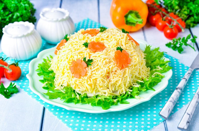 Вдохновляющий салат из курицы с морковью и сыром: легкий рецепт для любого случая