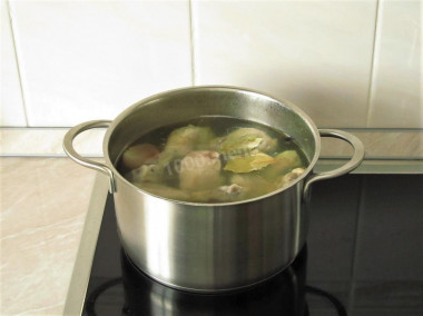 Приправление бульона Приправление бульона