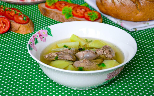 Anʼanaviy Buryatcha Qo‘y Go‘shtidan Tayyorlangan Buxler Sho‘rva