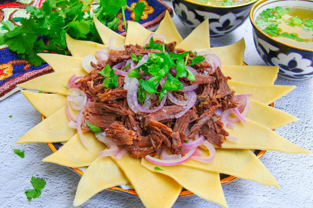 Mazali va Anʼanaviy Qo‘ygo‘shtli Beshbarmoq Retsepti