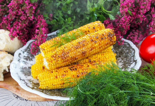 Идеальный рецепт ароматной кукурузы на гриле для семейного пикника