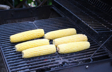 Подготовка кукурузы к жарке