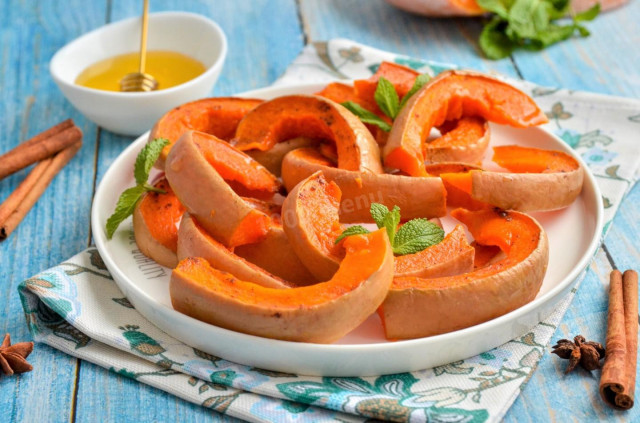 Вкуснейший медовый десерт из запечённой тыквы — простой рецепт