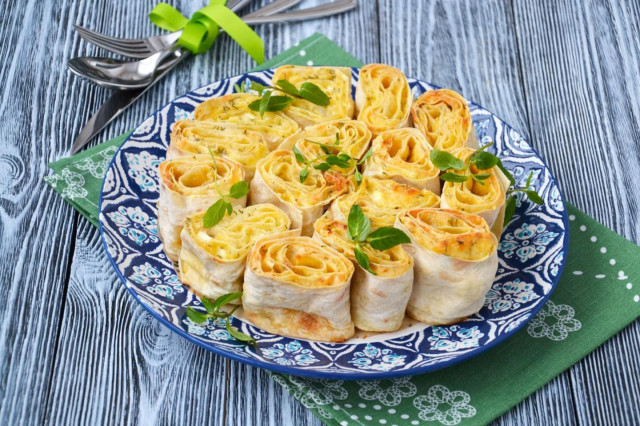 Delicious Baked Lavash Rolls with Cheese and Cottage Cheese