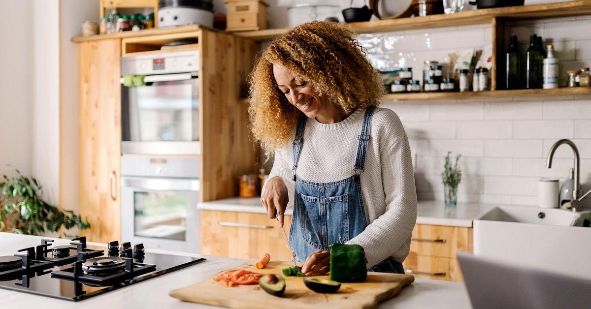 Menopauza Davrida Terini Sog'lom Saqlash Uchun To‘g‘ri Ovqatlanish Sirlarini O‘rganing