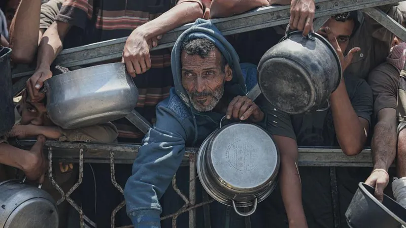 В секторе Газа от недоедания умерли еще семь человек, сообщает минздрав ХАМАС