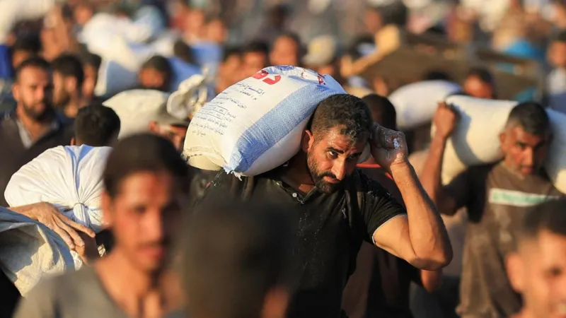 Dozens Killed While Queuing for Aid in Northern Gaza, Gaza Civil Defence Says