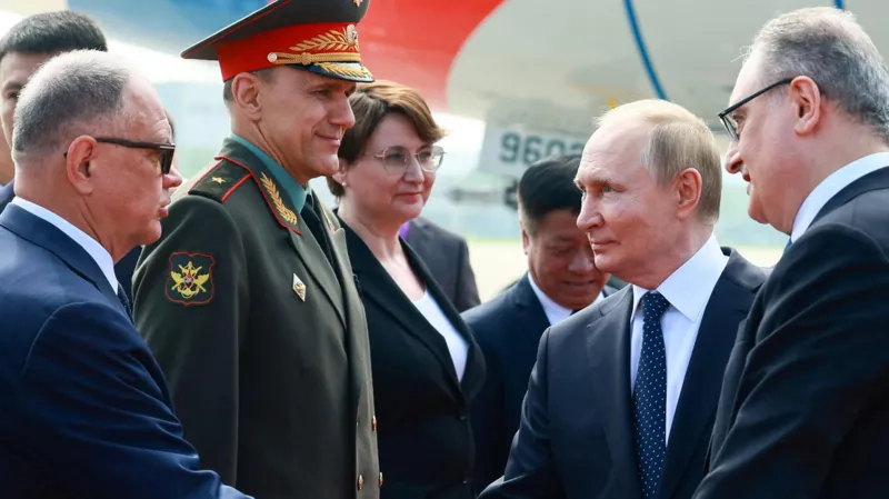 Putin and Modi Attend SCO Summit in China Amid US Trade Tensions