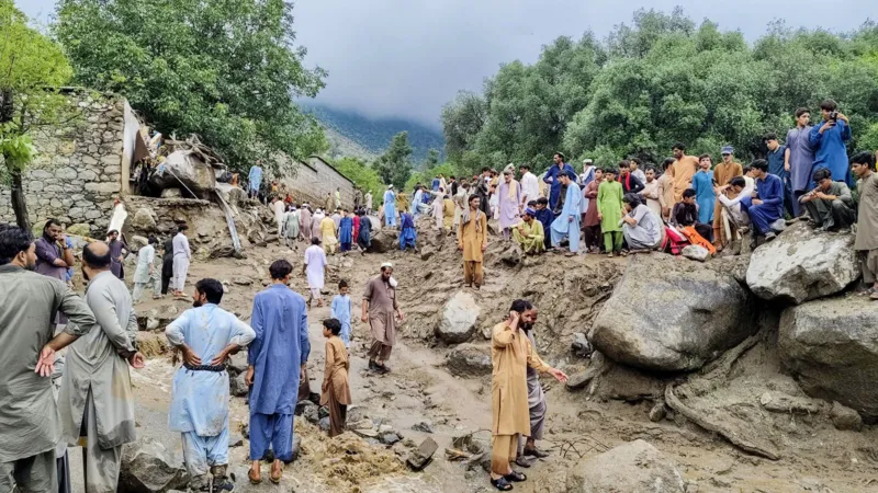 Monsoon Floods Kill Over 160 in Pakistan and Kashmir
