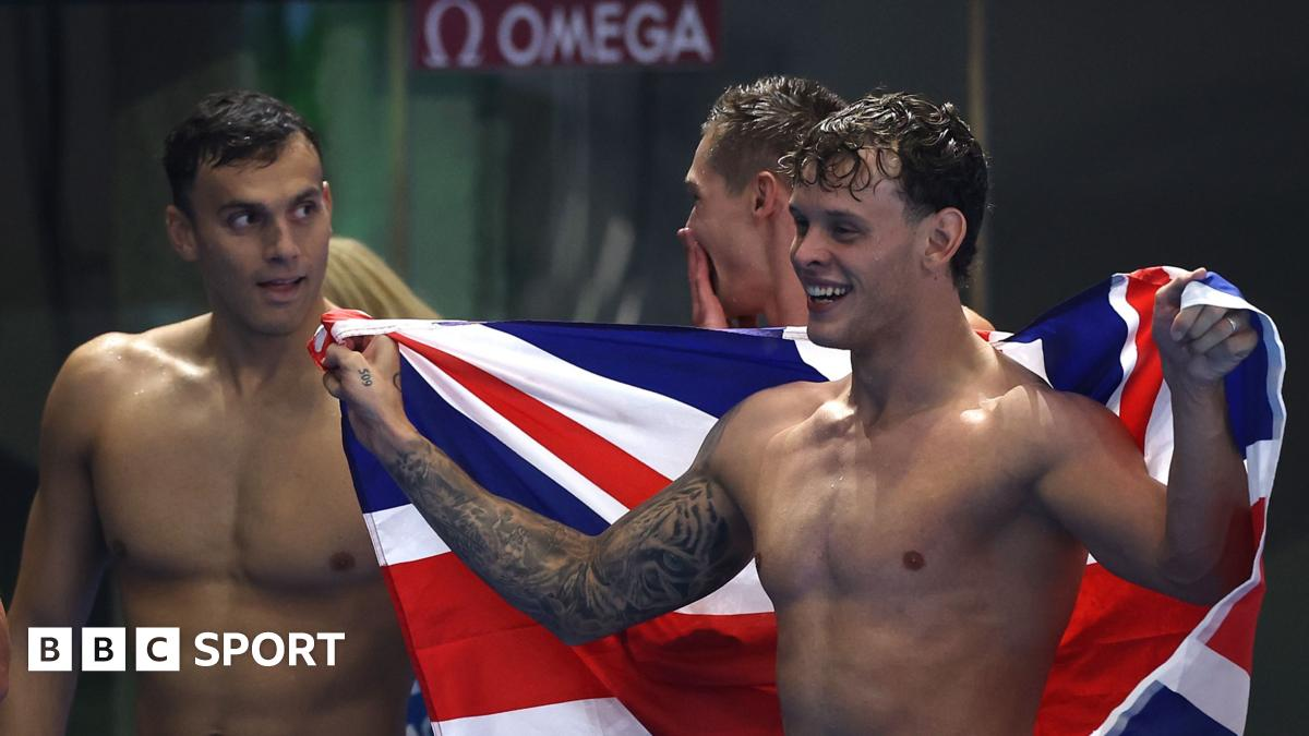 Чемпионат мира по водным видам спорта: Великобритания выиграла эстафету 4×200 м вольным стилем и завоевала первое золото в Сингапуре