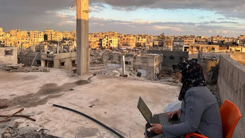 Студенты из Газы ждут эвакуации в Великобританию для начала учёбы по престижным стипендиям