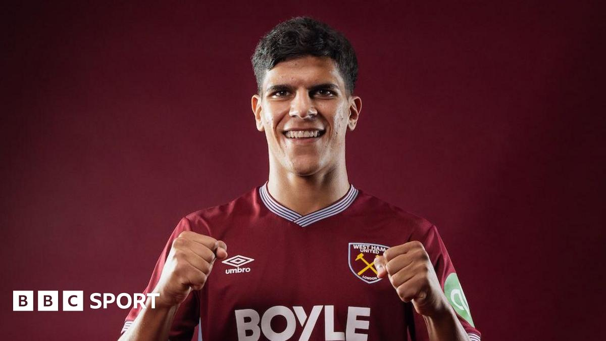 Mateus Fernandes completes £40m-plus move from Southampton to West Ham