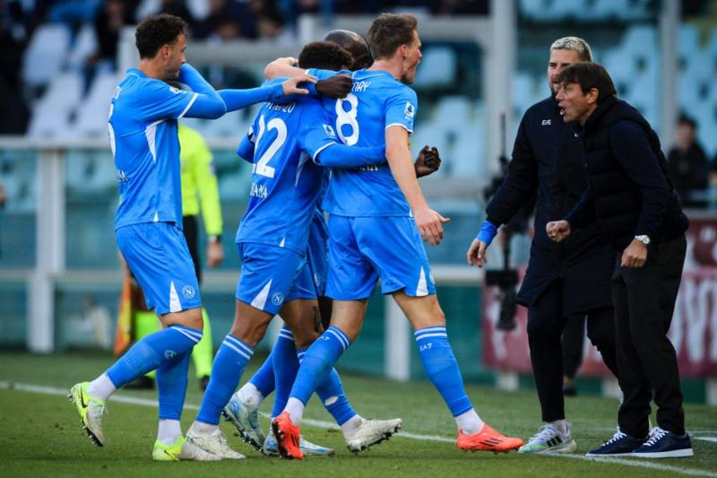 Скотт Мактоминэй: как полузащитник «Наполи» стал номинантом на «Золотой мяч» после ухода из «Манчестер Юнайтед»