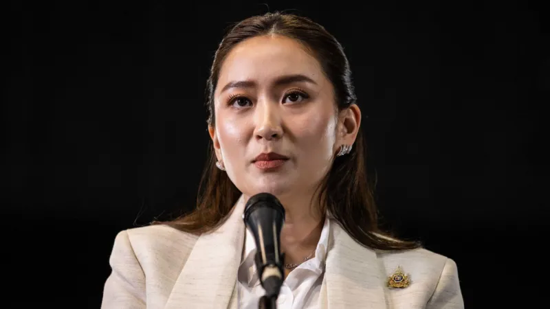 Конституционный суд Таиланда отстранил премьер-министра за утечку разговора с лидером Камбоджи