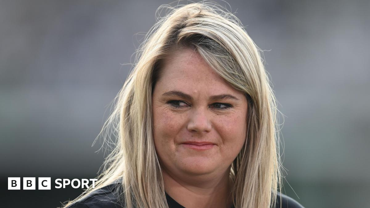 Дан ван Ниеркер: экс-капитан сборной ЮАР возвращается в команду перед Кубком мира