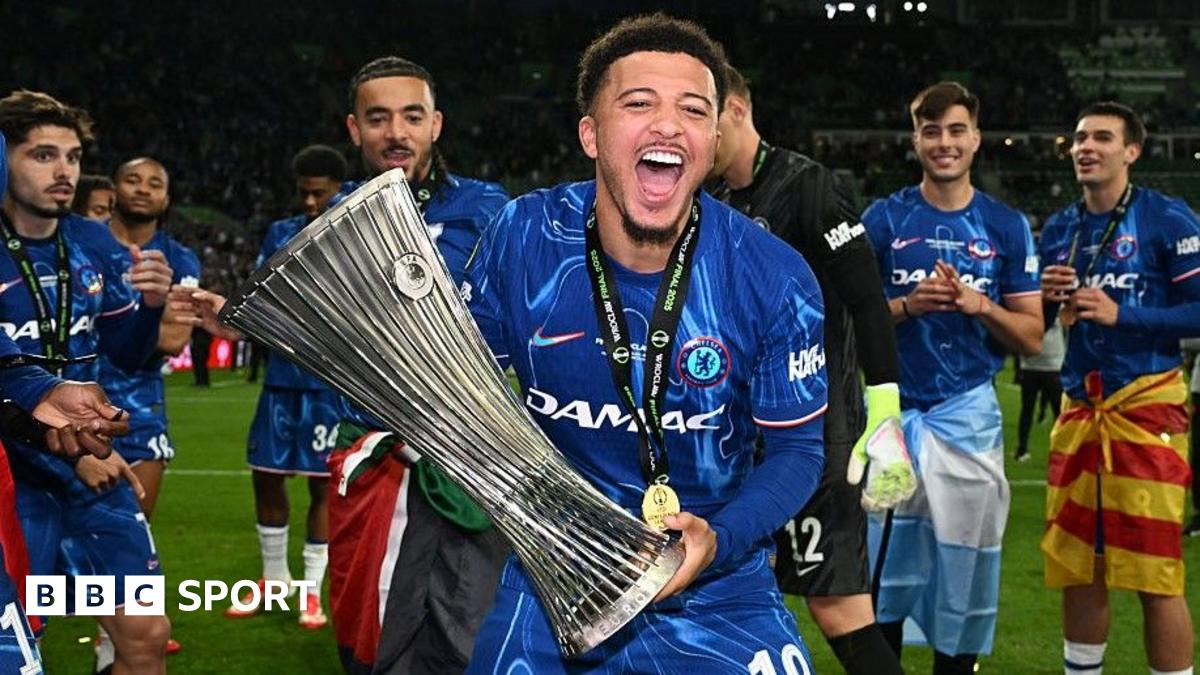 Jadon Sancho: Roma Manchester Yunayted qanot hujumchisiga taklif yubordi